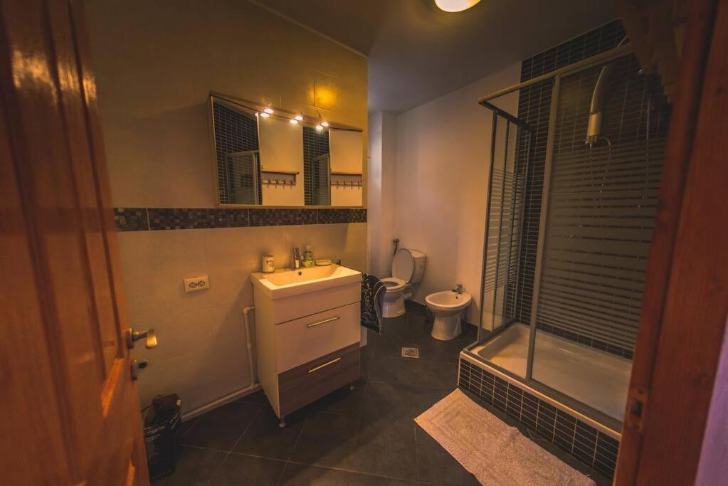 Horace Guesthouse Pool & Hot Tub & Bikes & River Dejani Exterior foto