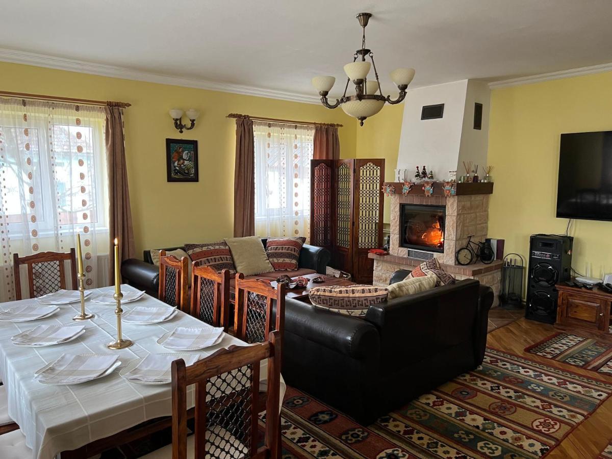 Horace Guesthouse Pool & Hot Tub & Bikes & River Dejani Exterior foto